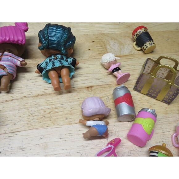 L.O.L. Surprise! OMG Doll Lot of 12 MGA Dolls LOT‎ Fashion Dolls + Accessories - Picture 13 of 15